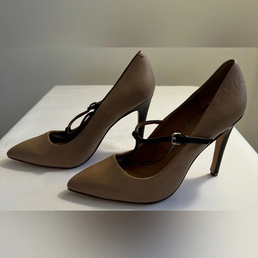 Coach Women’s Fulton T-Strap Leather Pumps Size 8M - Picture 4 of 9